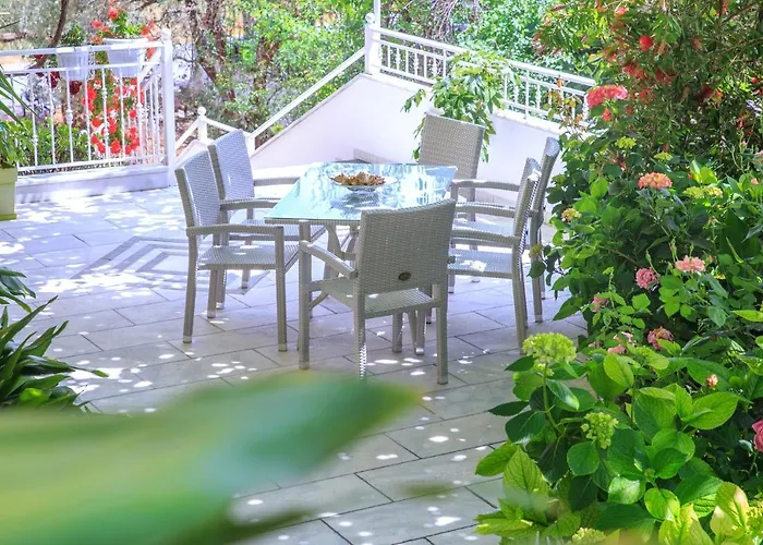 Nina * Skala Potamia